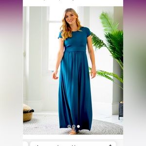Seraphine nursing dress